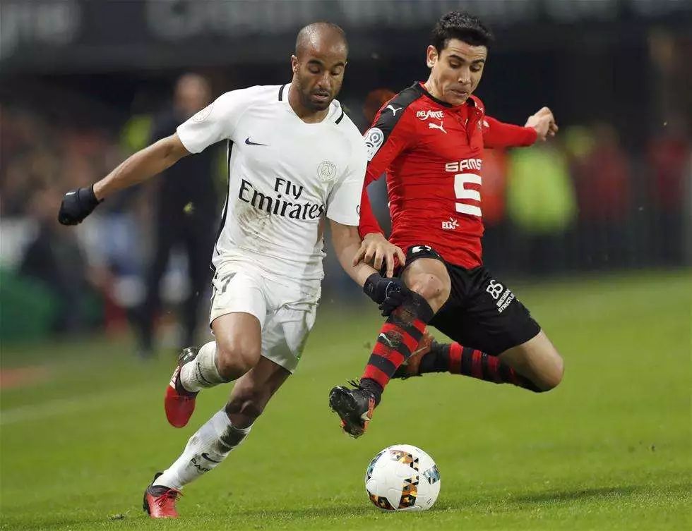 尼斯VS波尔多,客队挑大梁,表现亮眼 尼斯VS波尔多,客队挑大梁,表现亮眼