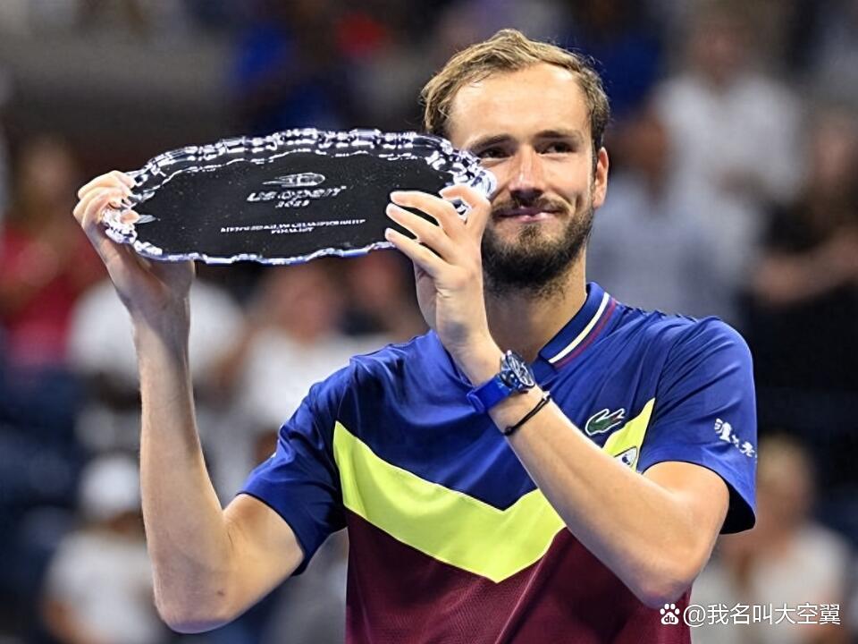 包含美网力克拉沃尔杯,梅德韦杰夫带队取胜的词条 包含美网力克拉沃尔杯,梅德韦杰夫带队取胜的词条