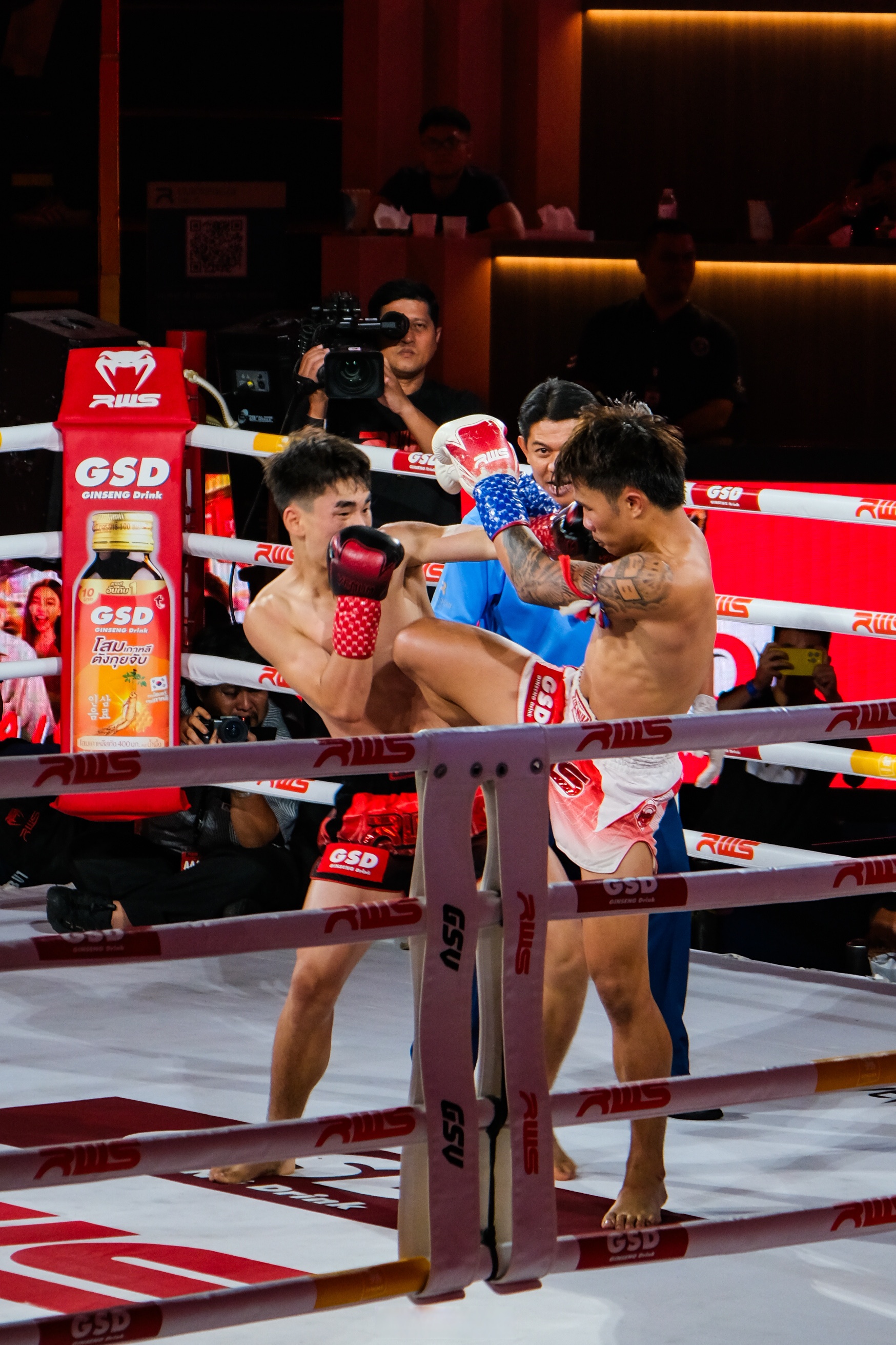 关于泰国队完胜马来西亚队,安赛龙高光表现的信息 关于泰国队完胜马来西亚队,安赛龙高光表现的信息